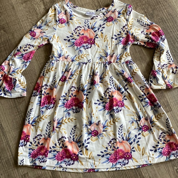 Ruffle girl Fall dress size XL(6) - Picture 1 of 3
